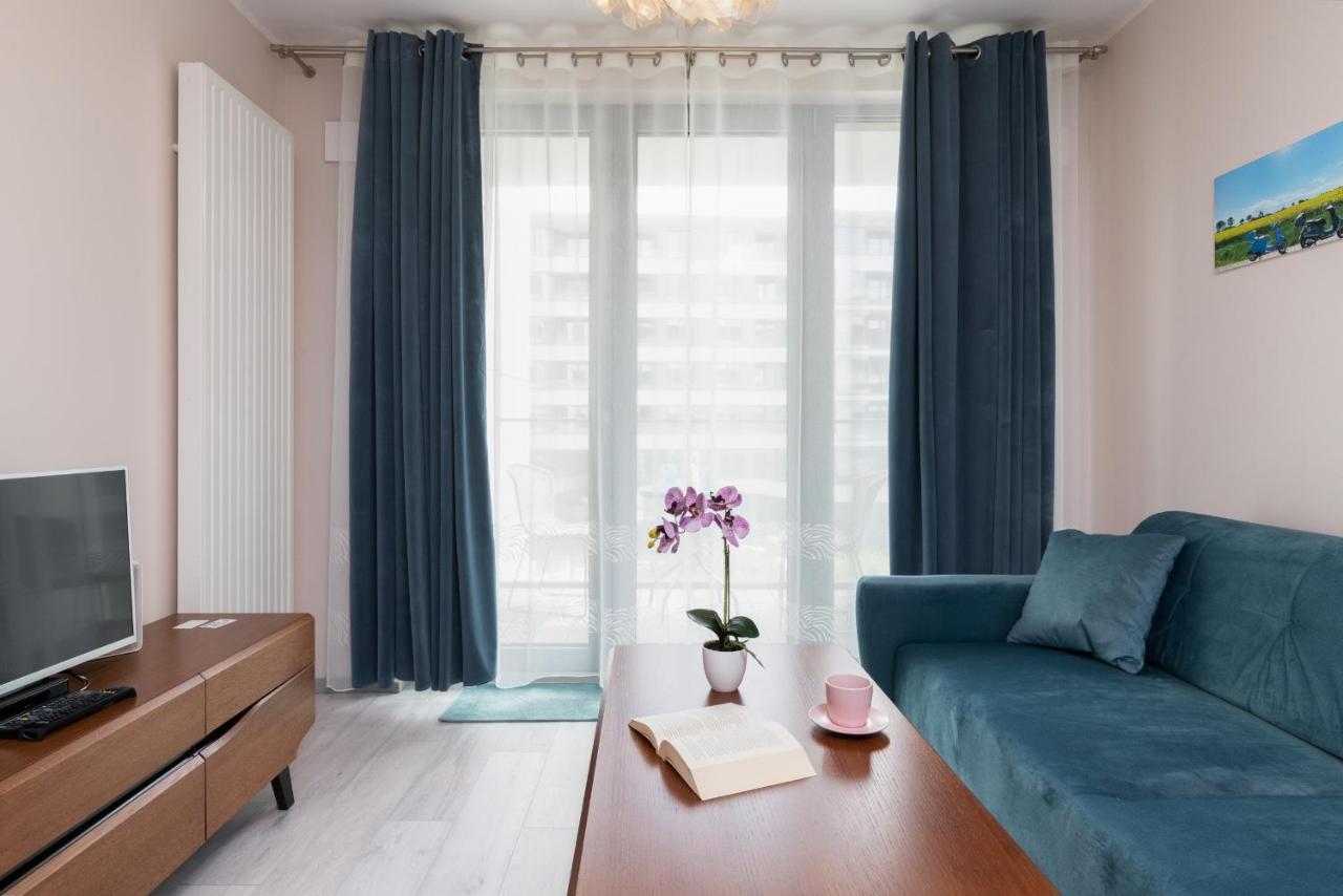 Plac Unii Apartment Gdynia By Noclegi Renters Exteriör bild
