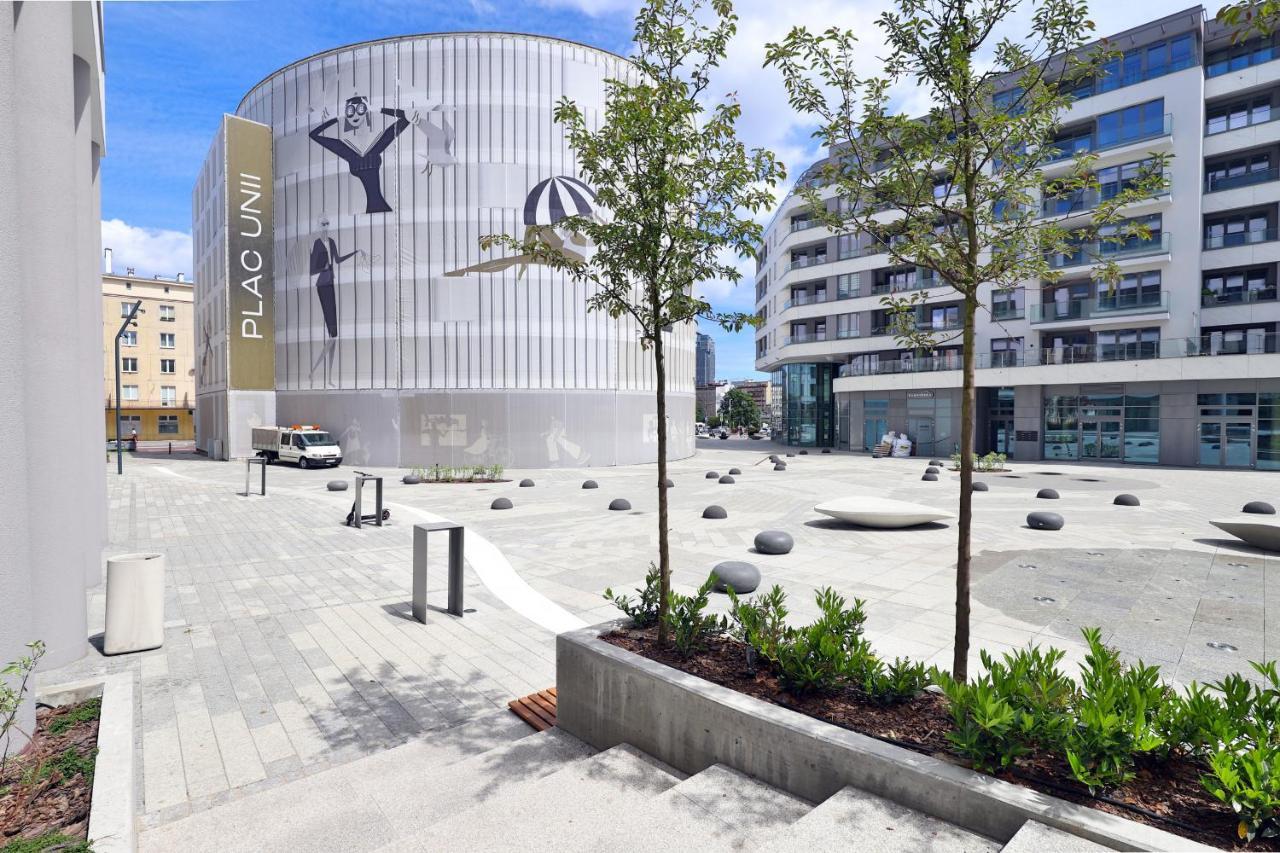 Plac Unii Apartment Gdynia By Noclegi Renters Exteriör bild