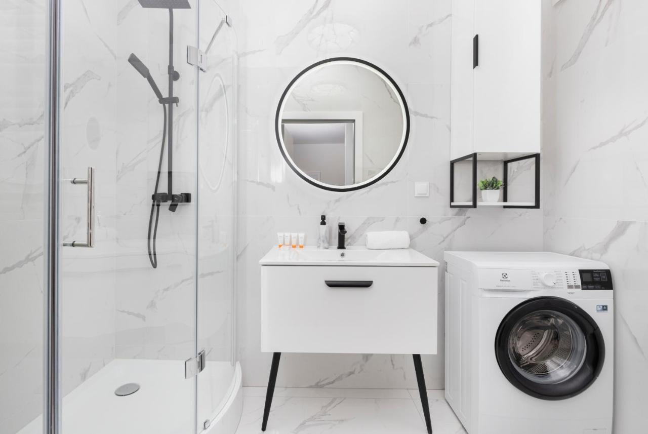 Plac Unii Apartment Gdynia By Noclegi Renters Exteriör bild