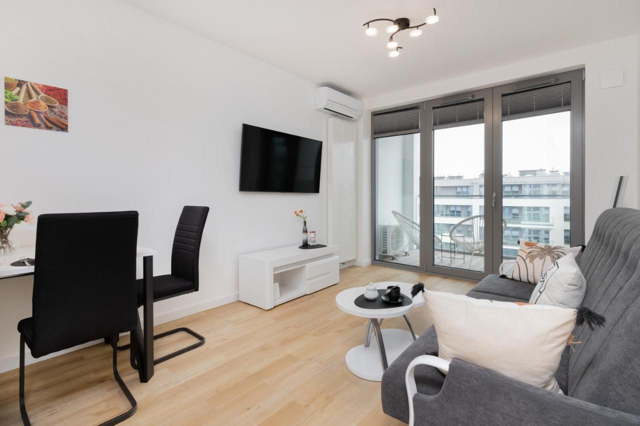 Plac Unii Apartment Gdynia By Noclegi Renters Exteriör bild