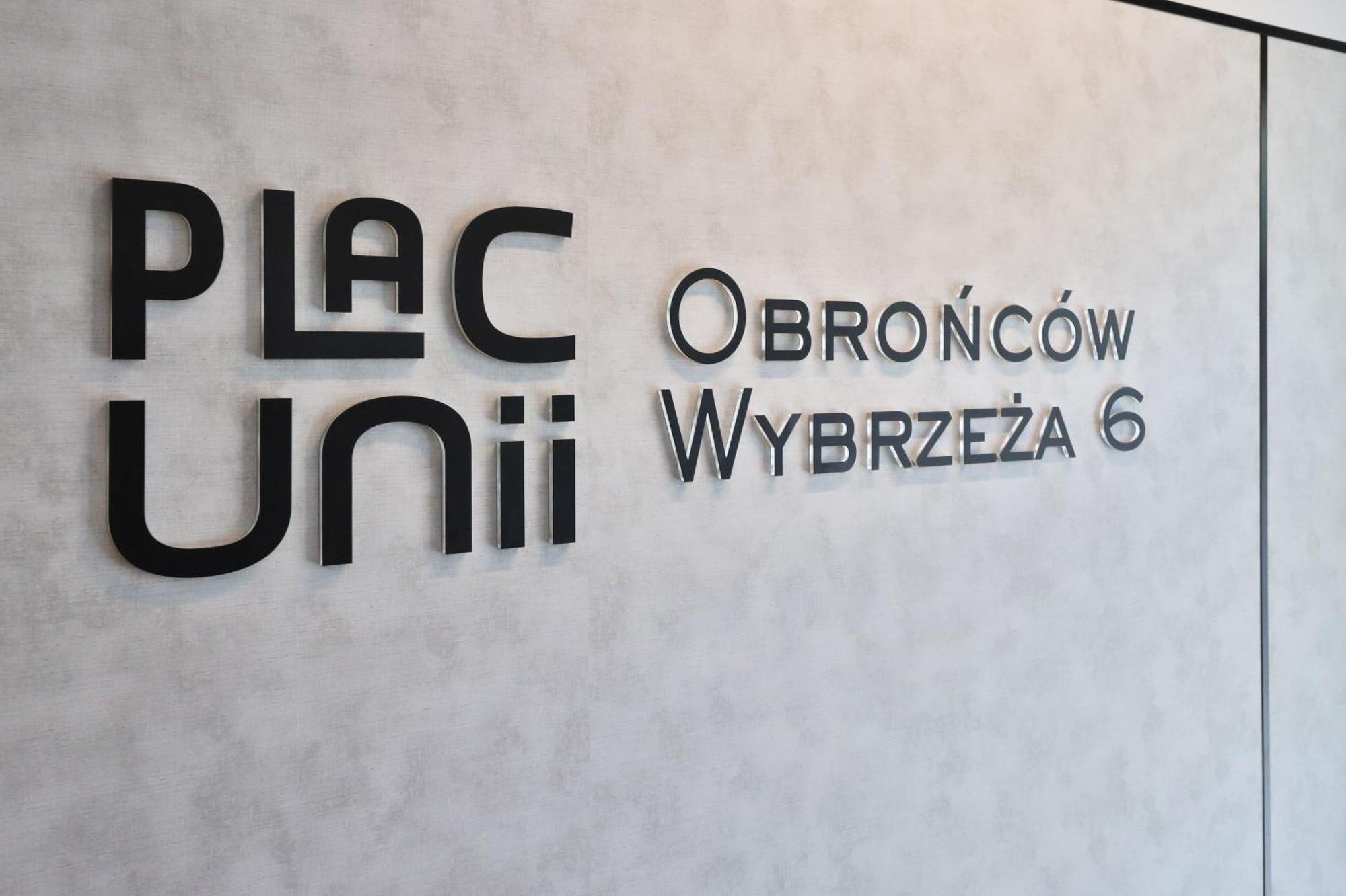 Plac Unii Apartment Gdynia By Noclegi Renters Exteriör bild